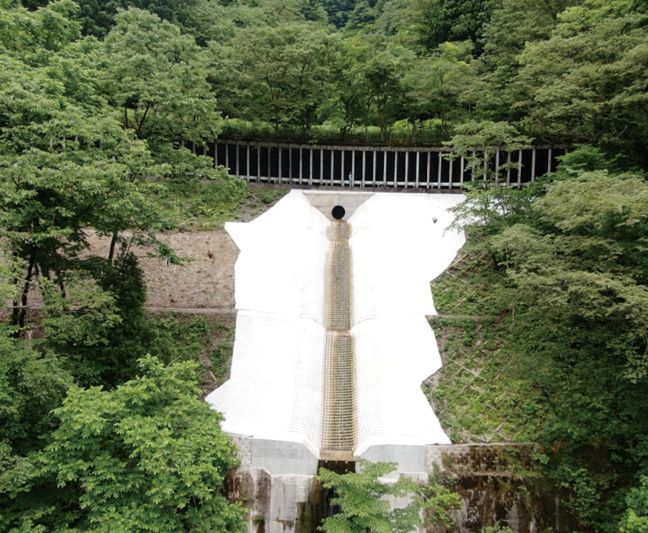 一般国道156号県単独災害防除盛土保護工工事01